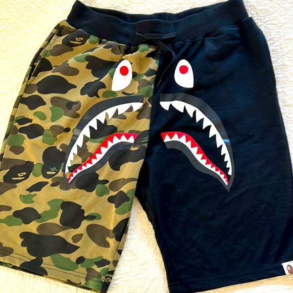 A Bathing Ape mens  jogger short - Picture 1 of 3